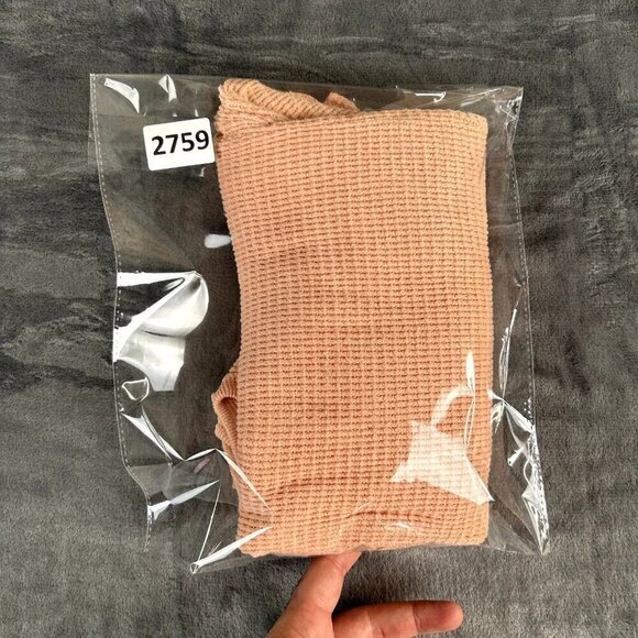 American Eagle Waffle Knit Henly Thermal V Neck Shirt Womens Size Large Soft - Picture 8 of 8